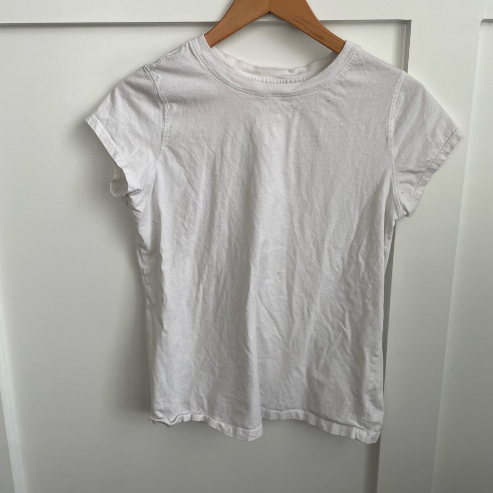 Universal Thread White t shirt Sz M